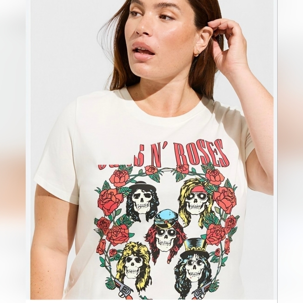 New Torrid Gunns and Roses GNR 80s Rock Classic Fit Cotton Crew Tee,  1x or 3x.